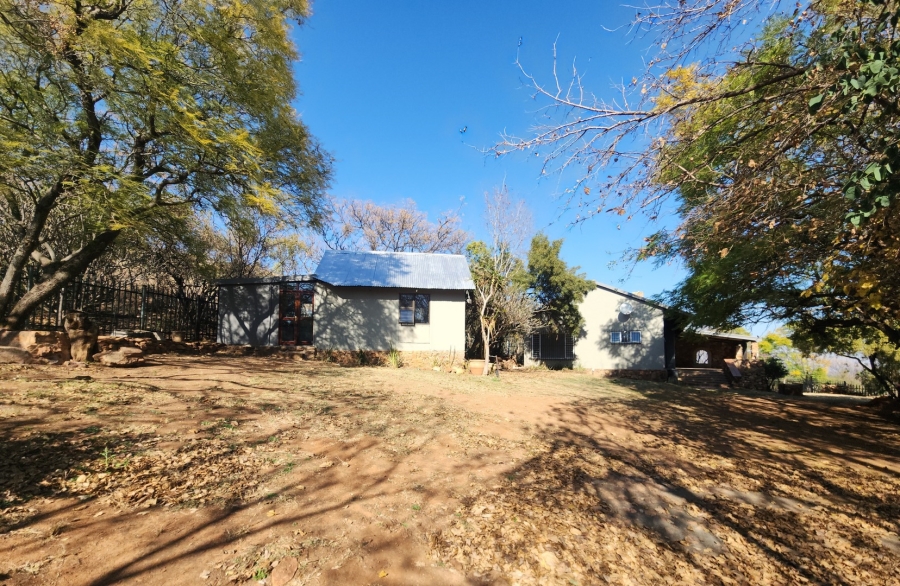 4 Bedroom Property for Sale in De Rust AH North West